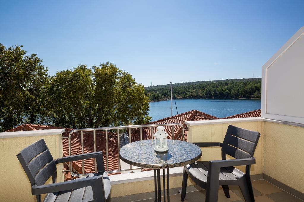 Apartments Duje Ribnica Оброваць Екстер'єр фото