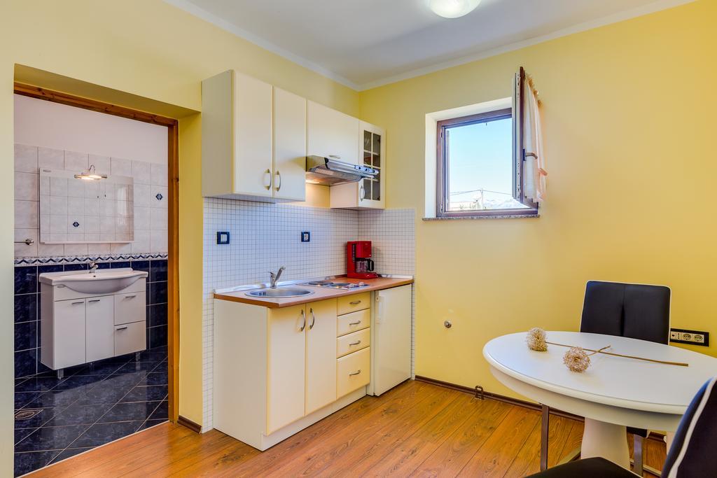Apartments Duje Ribnica Оброваць Екстер'єр фото